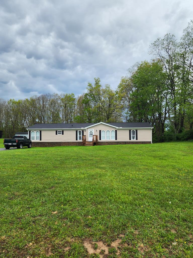 261 Fawn Lane, Cool Ridge, West Virginia image 1