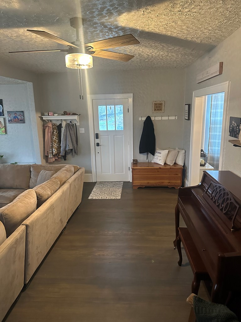 111 Reservation Ave, Beckley, West Virginia image 7