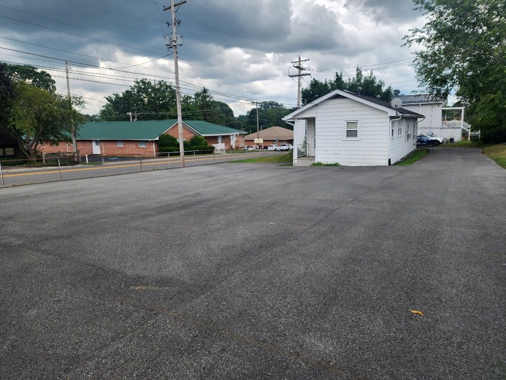 100 Kinzer Street, Beckley, West Virginia image 3