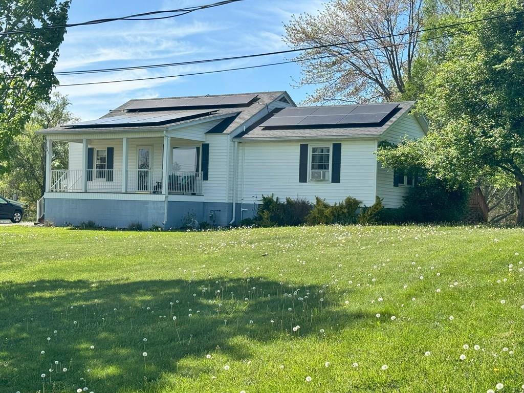 341 Fair Grounds Rd, Princeton, West Virginia image 1