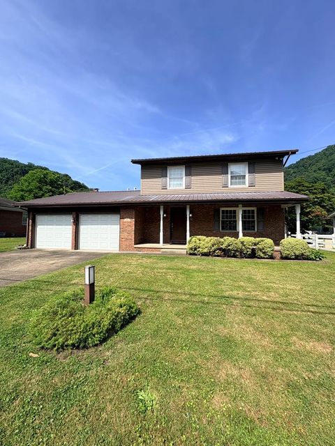 Homes For Sale - 101 Fortuna Dr<br/> Mount Carbon, WV 25139