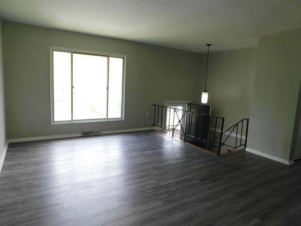 411 Ewart Ave, Beckley, West Virginia image 5