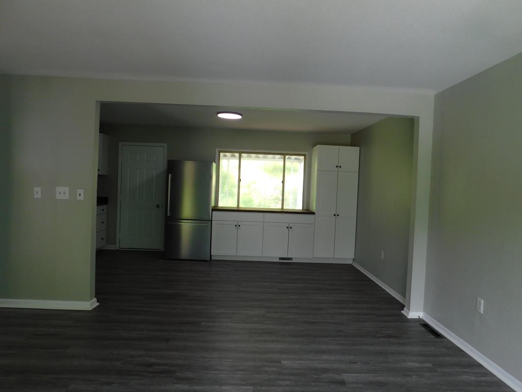 411 Ewart Ave, Beckley, West Virginia image 7