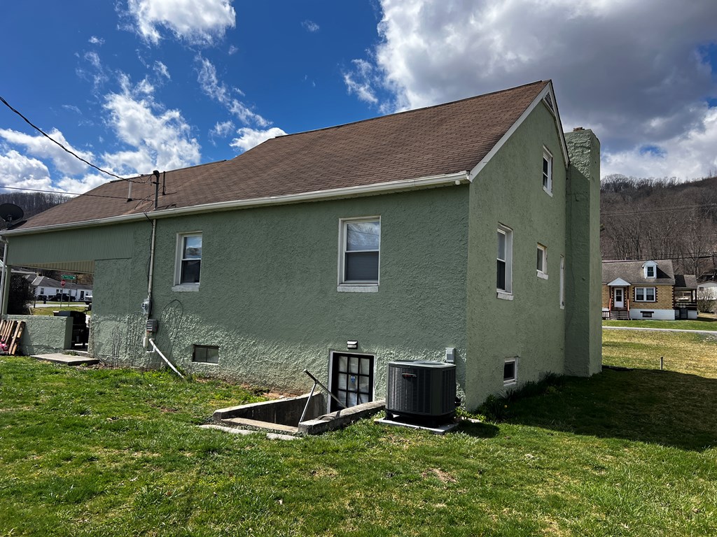 1759 Sewell St S St, Rainelle, West Virginia image 26