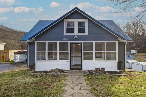Homes For Sale - 804 Old Princeton Rd<br/> Bluefield, WV 24701