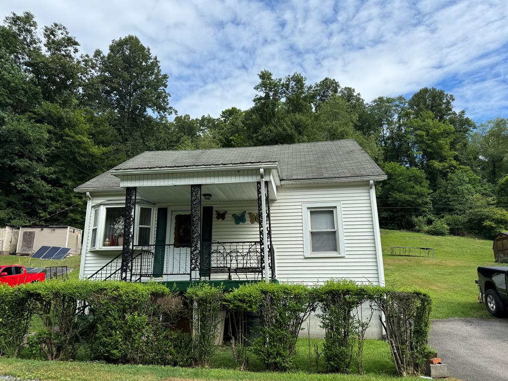 385 Lynch Harper Road, Minden, West Virginia image 1