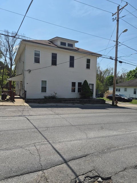 Homes For Sale - 400 City Ave<br/> Beckley, WV 25801