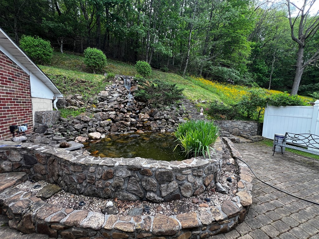 909 Frederick St, Bluefield, West Virginia image 25