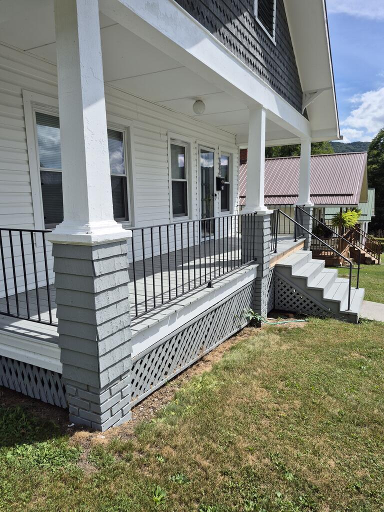 218 Poplar Street - Photo 4