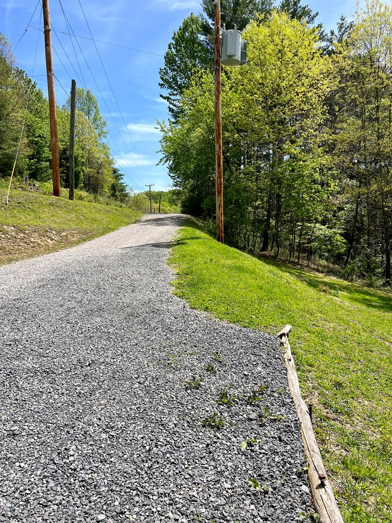 541 Hoo Hoo Hollow, Lester, West Virginia image 21