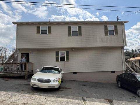 Multifamily For Sale - 104 Pine Street<br/> Raleigh County, Mabscott, WV 25871