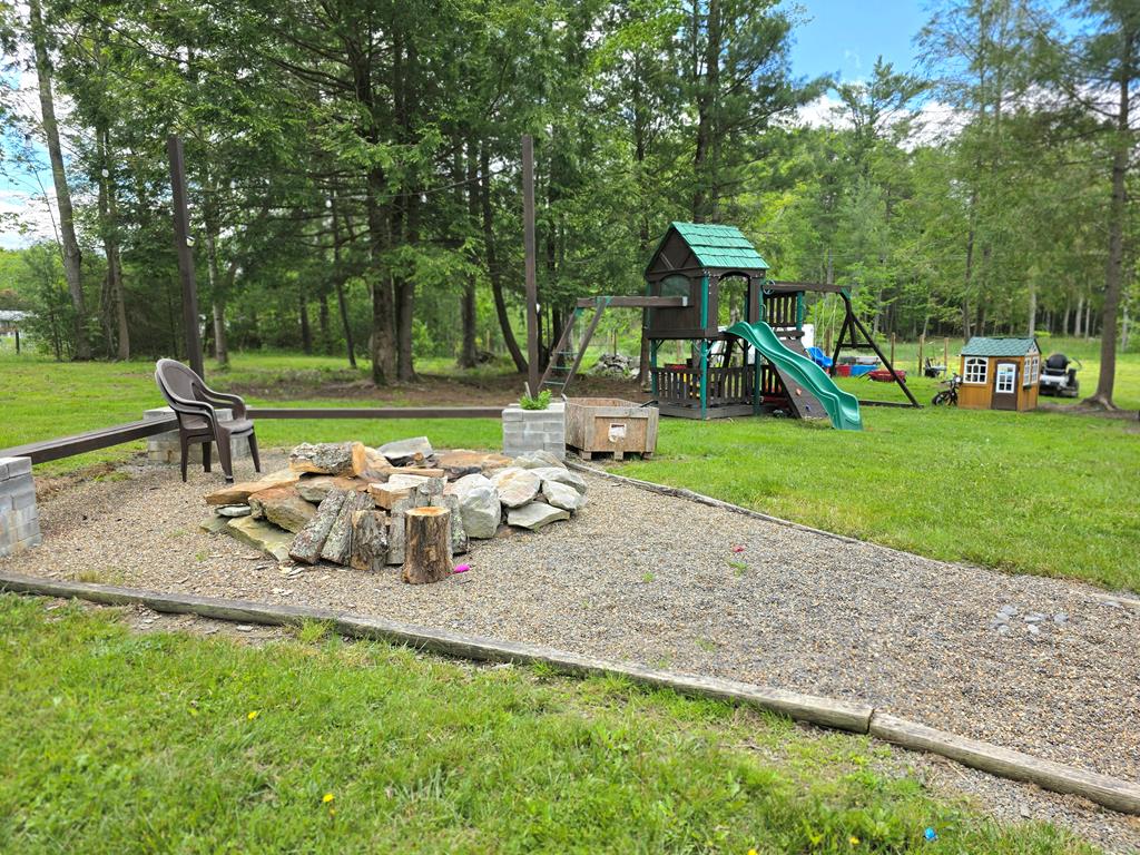 612 Pluto Rd, Shady Spring, West Virginia image 11