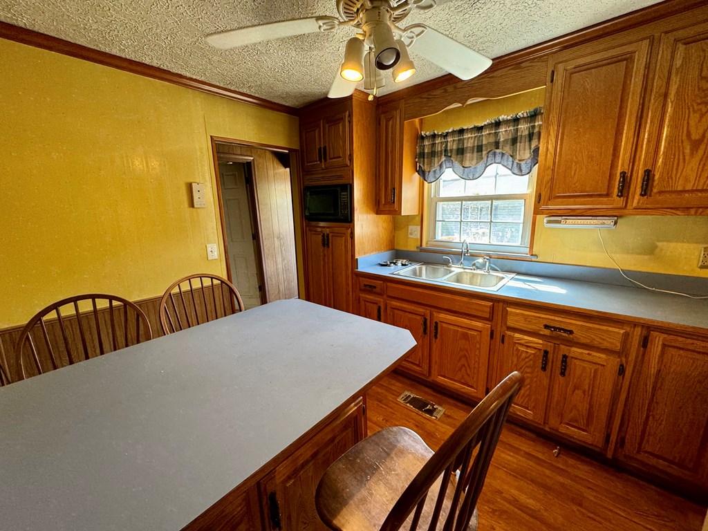 141 2nd Avenue, Crab Orchard, West Virginia image 3