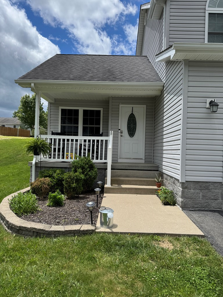 119 Hickory Ave, Daniels, West Virginia image 2