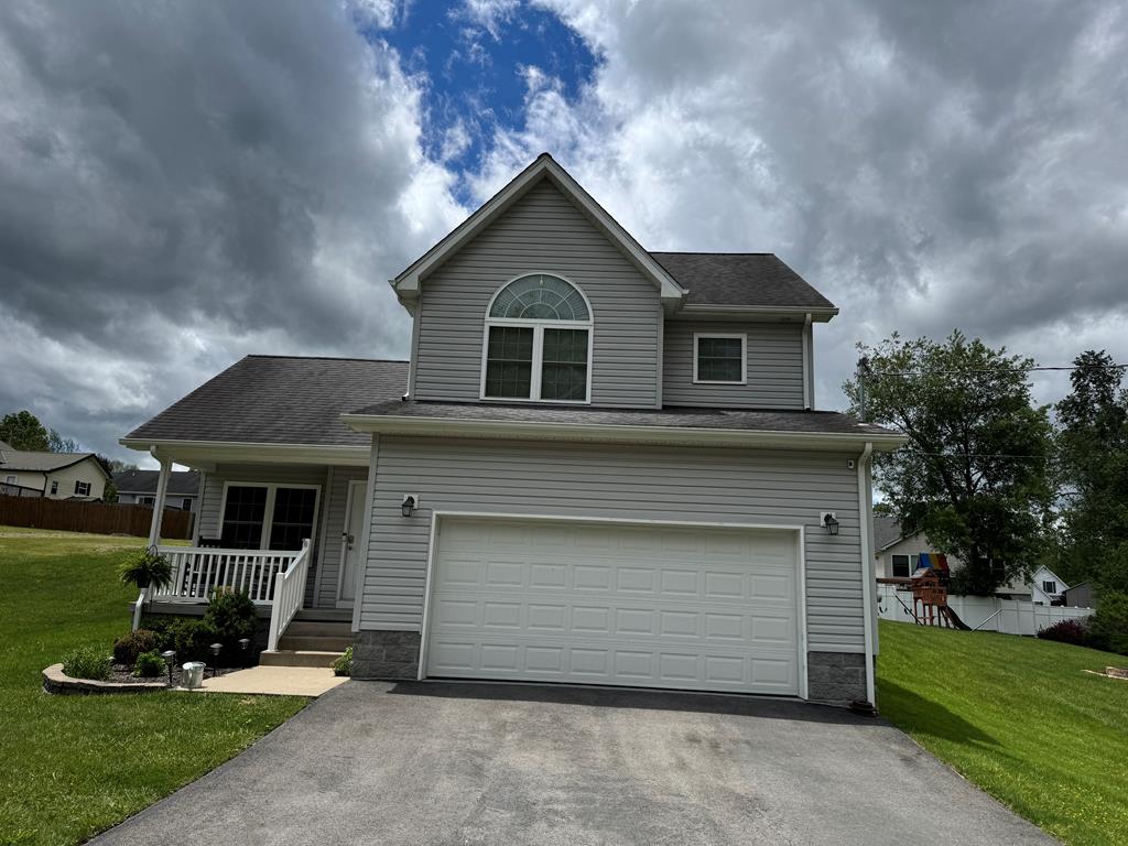 119 Hickory Ave, Daniels, West Virginia image 1