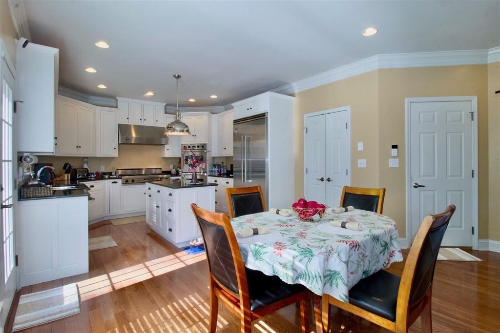 560 Old White Dr, Lewisburg, West Virginia image 8