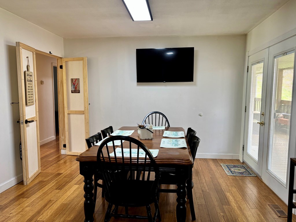 151 Hooper Ave, Crab Orchard, West Virginia image 5