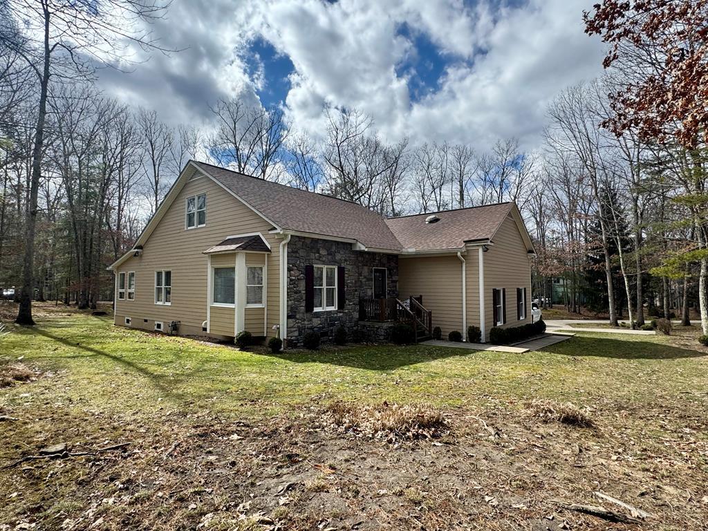 220 Club Circle, Daniels, West Virginia image 2