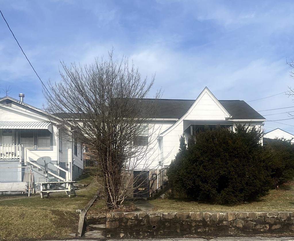 759 South Fayette Street, Beckley, West Virginia image 1