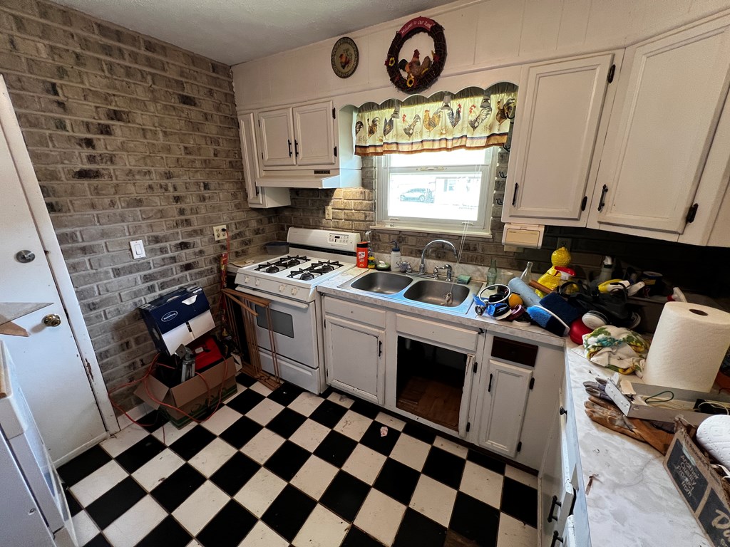 503 Hidden Valley Dr, Oak Hill, West Virginia image 9