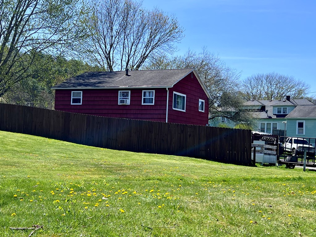 118 Cub Court, Beaver, West Virginia image 3