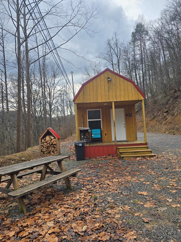 3279 Appalachian Hwy, Rock View, West Virginia image 2