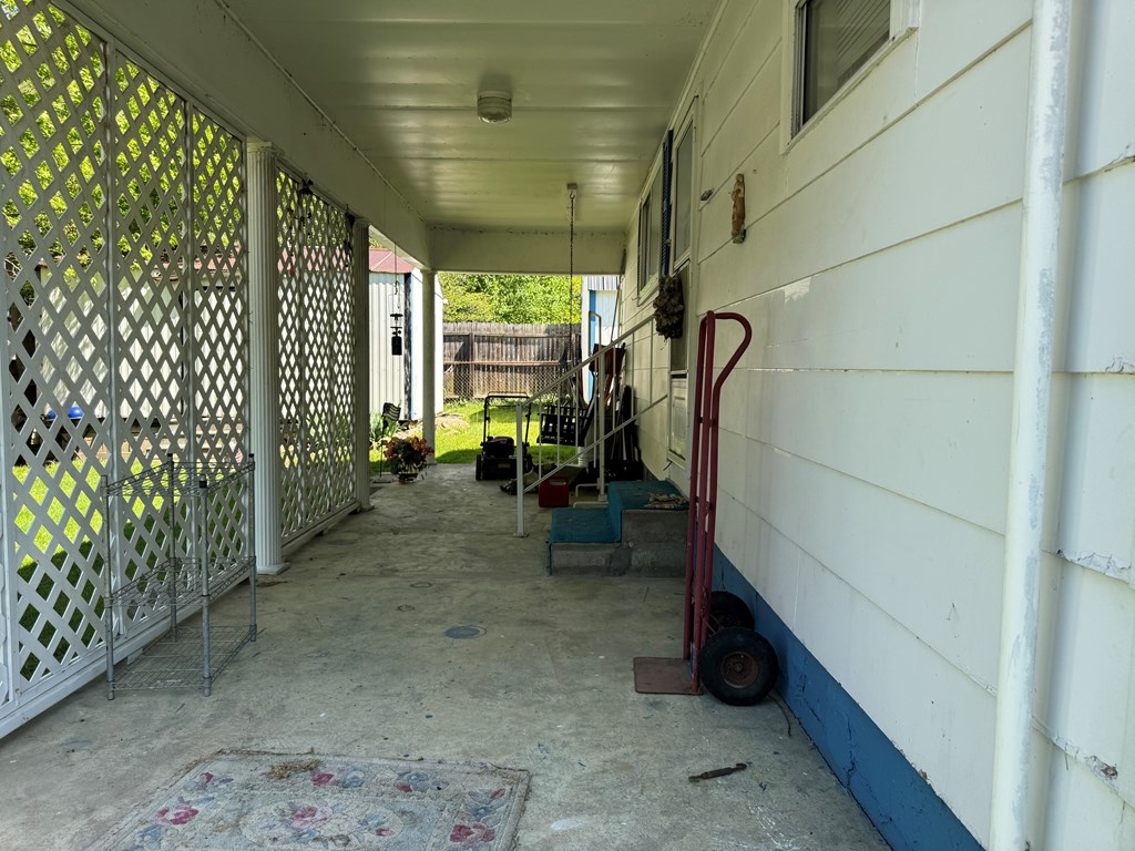 44 Old Mill Road, Oceana, West Virginia image 6