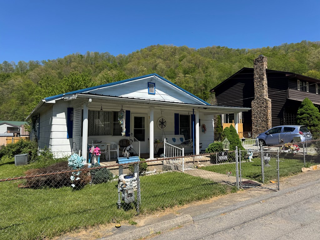 44 Old Mill Road, Oceana, West Virginia image 2