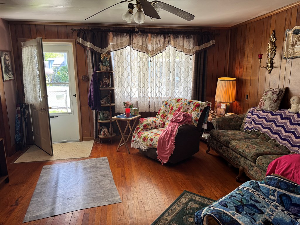 44 Old Mill Road, Oceana, West Virginia image 8
