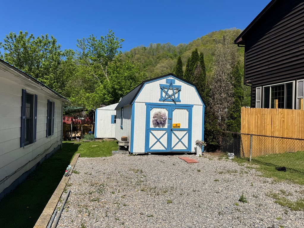 44 Old Mill Road, Oceana, West Virginia image 3