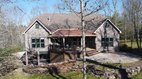 Homes For Sale - 105 Robert Way<br/> Daniels, WV 25832