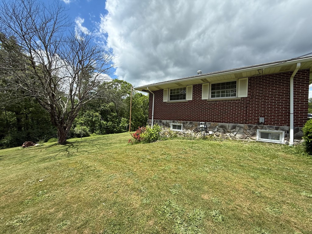 1204 Sullivan Road, Beaver, West Virginia image 8