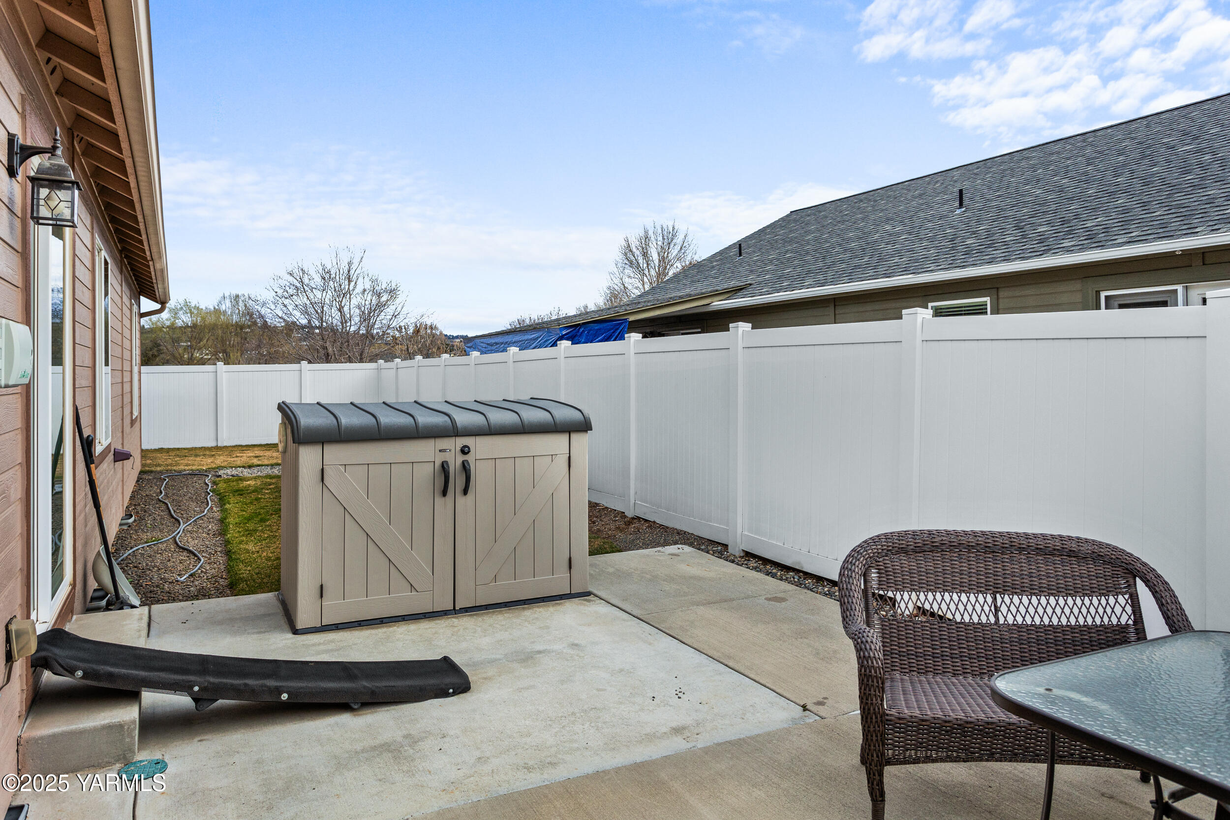 Yakima, Washington 98908, United States, 3 Bedrooms Bedrooms, ,2 BathroomsBathrooms,Residential,Pending,87752