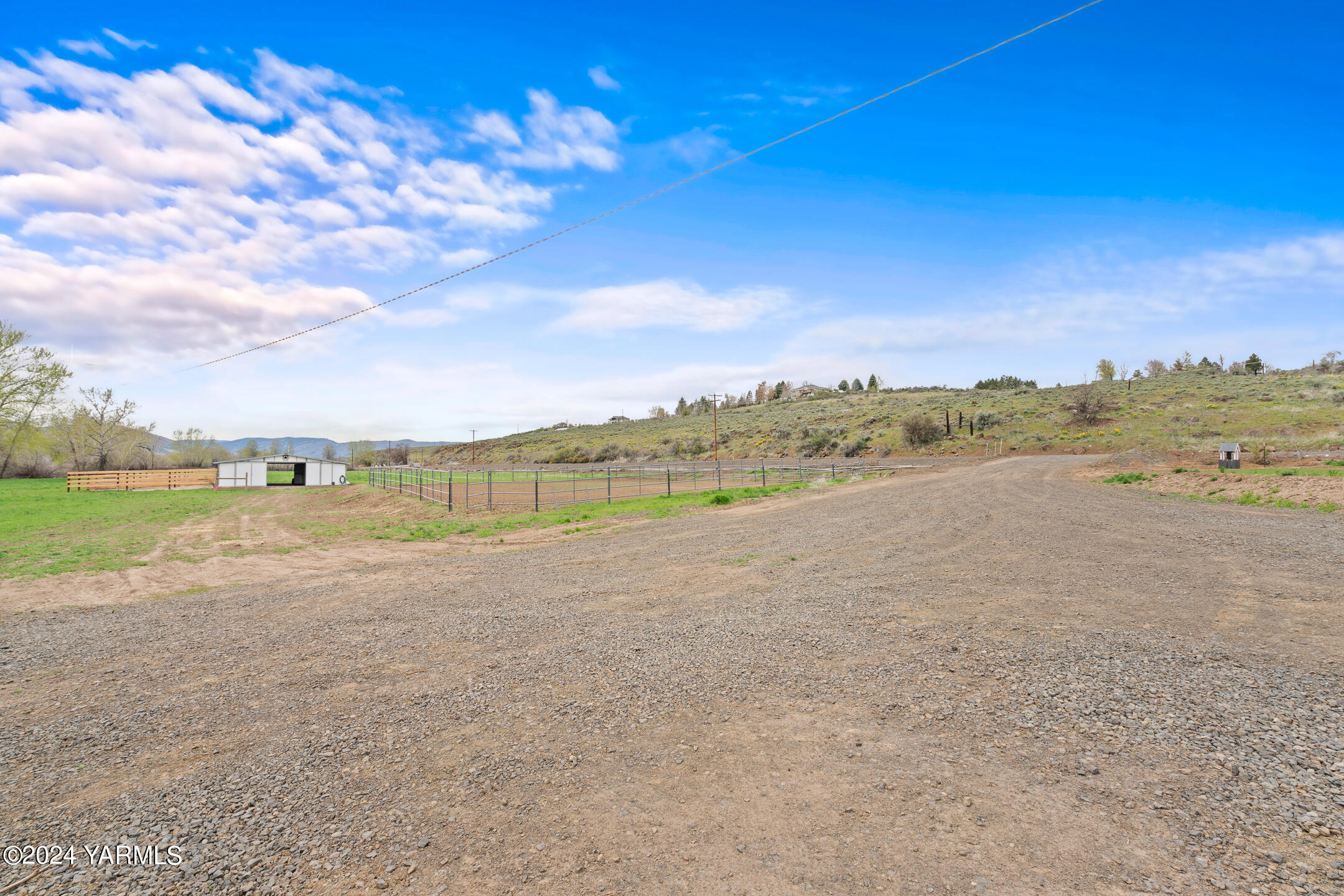 Yakima, Washington 98902, United States, 3 Bedrooms Bedrooms, ,2 BathroomsBathrooms,Residential,Active,60984