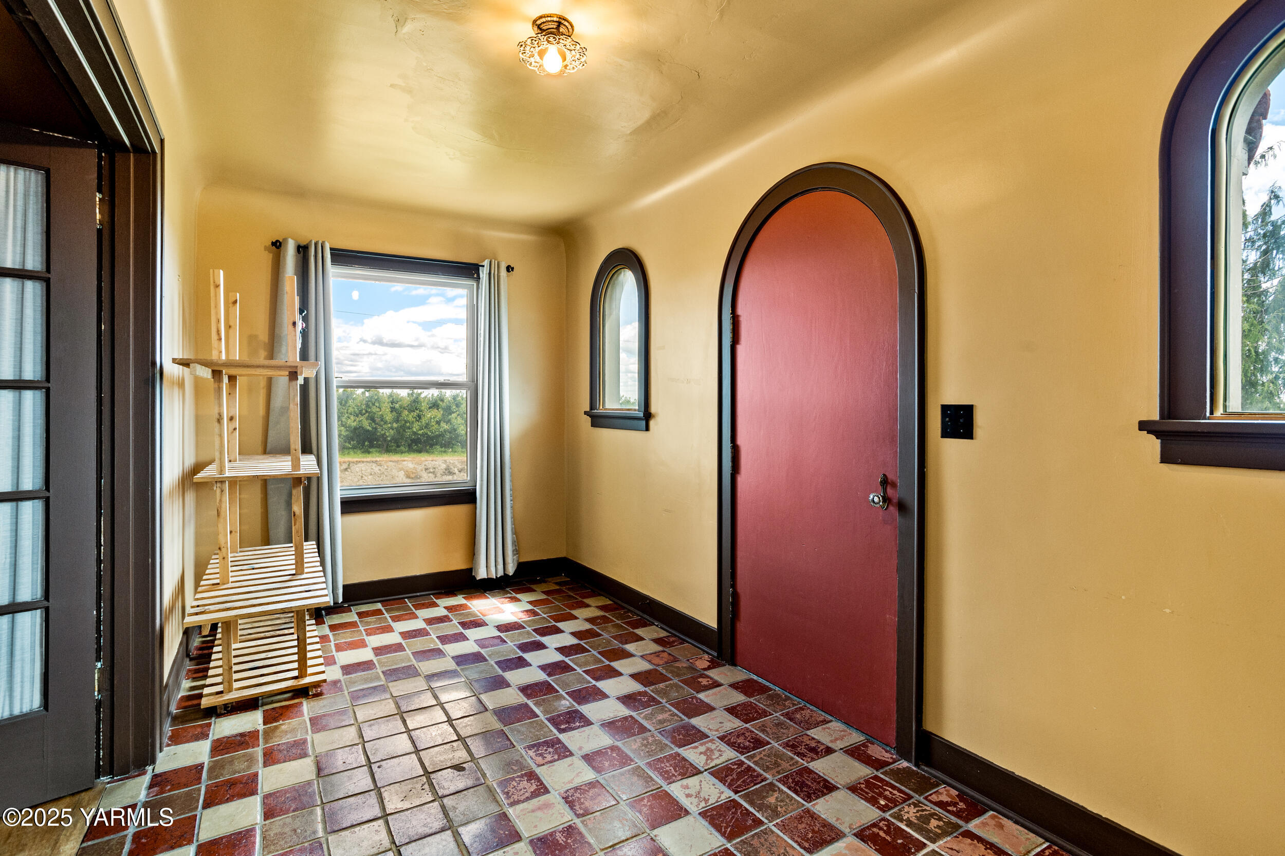 Zillah, Washington 98953, United States, 3 Bedrooms Bedrooms, ,2 BathroomsBathrooms,Residential,Active,91716