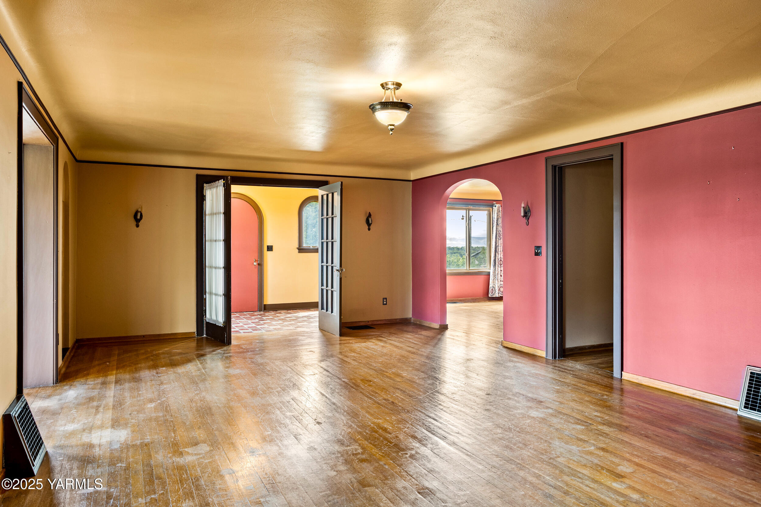 Zillah, Washington 98953, United States, 3 Bedrooms Bedrooms, ,2 BathroomsBathrooms,Residential,Active,91716