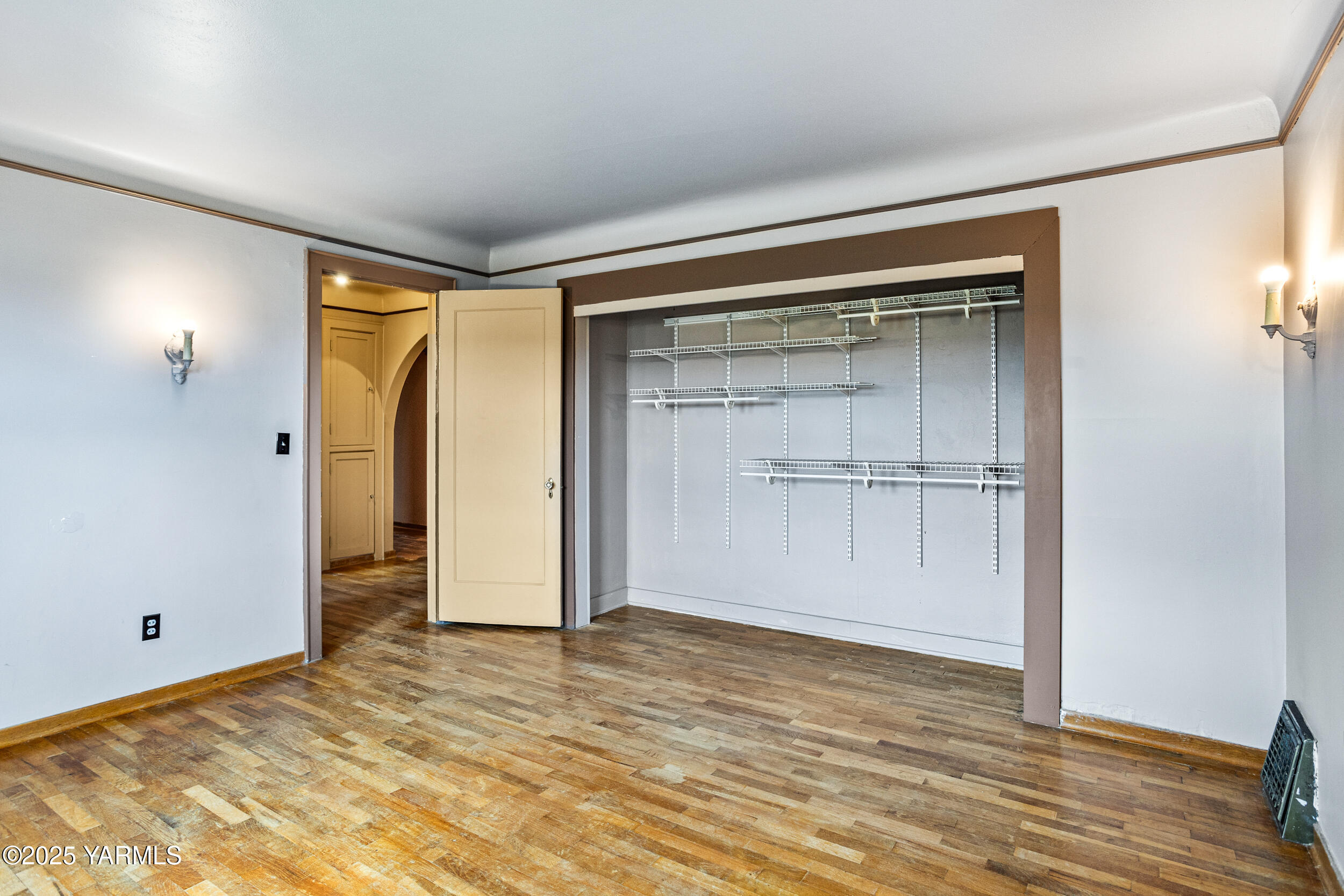 Zillah, Washington 98953, United States, 3 Bedrooms Bedrooms, ,2 BathroomsBathrooms,Residential,Active,91716