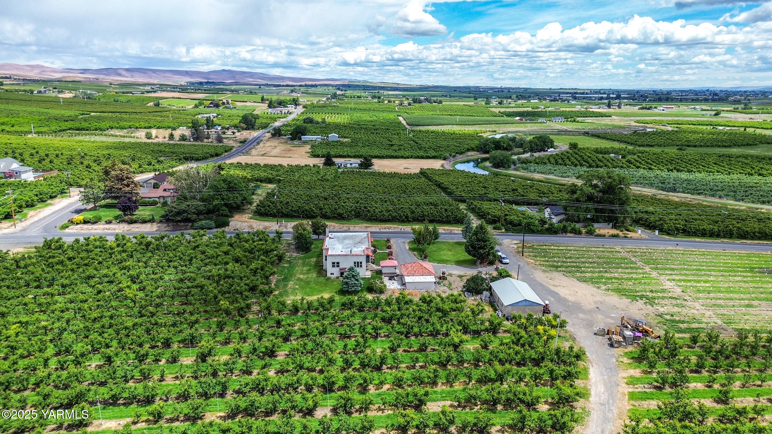 Zillah, Washington 98953, United States, 3 Bedrooms Bedrooms, ,2 BathroomsBathrooms,Residential,Active,91716