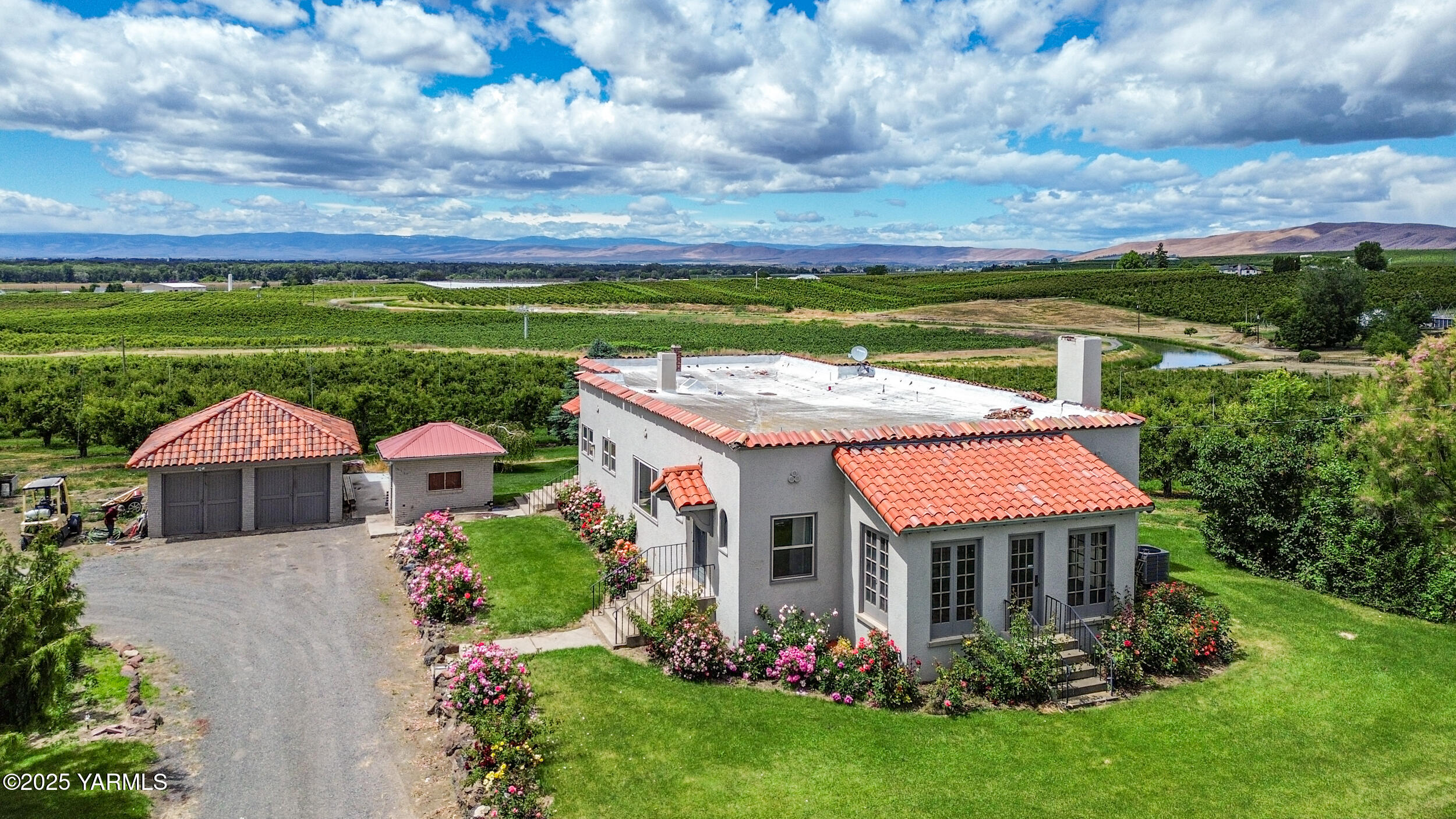 Zillah, Washington 98953, United States, 3 Bedrooms Bedrooms, ,2 BathroomsBathrooms,Residential,Active,91716