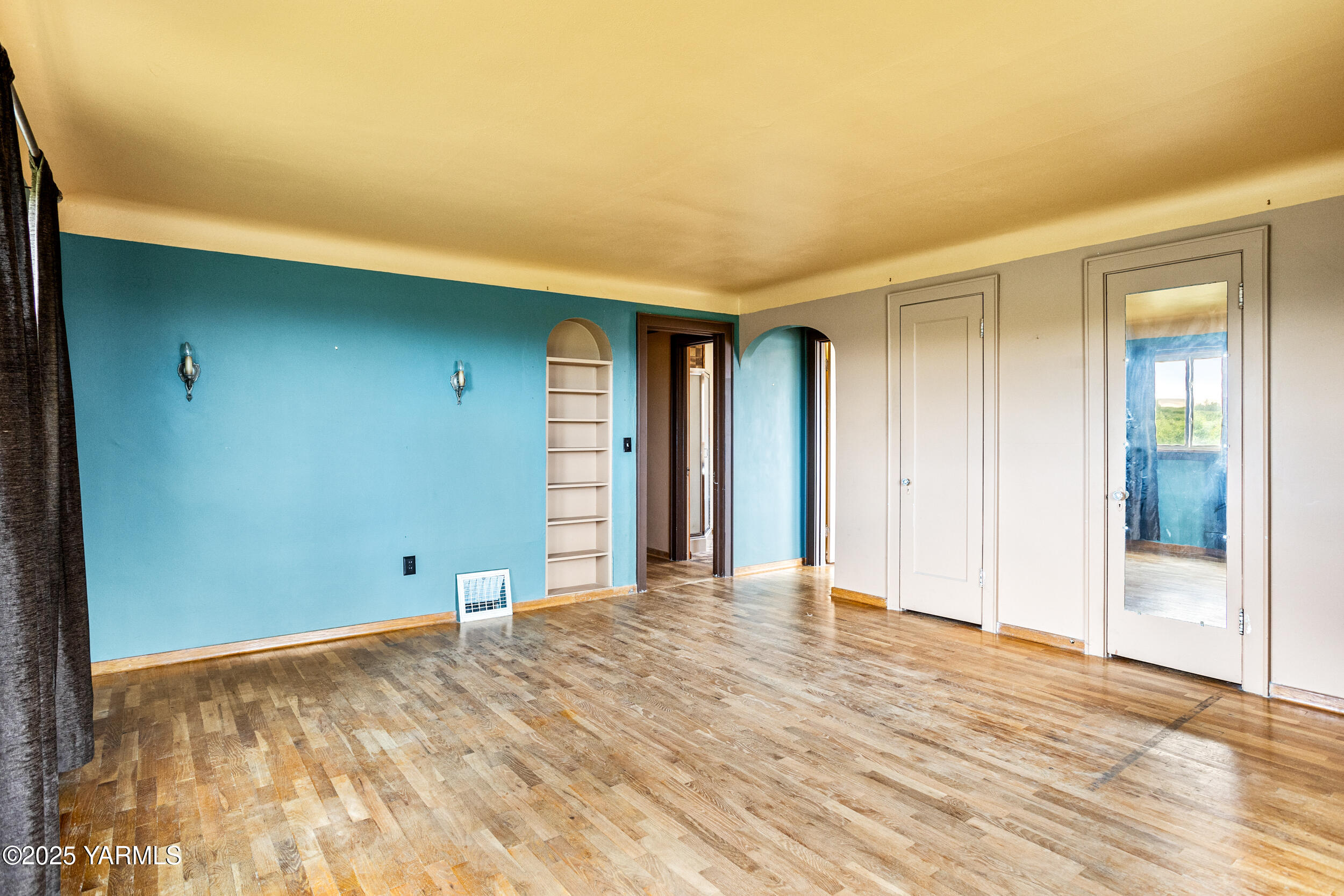 Zillah, Washington 98953, United States, 3 Bedrooms Bedrooms, ,2 BathroomsBathrooms,Residential,Active,91716