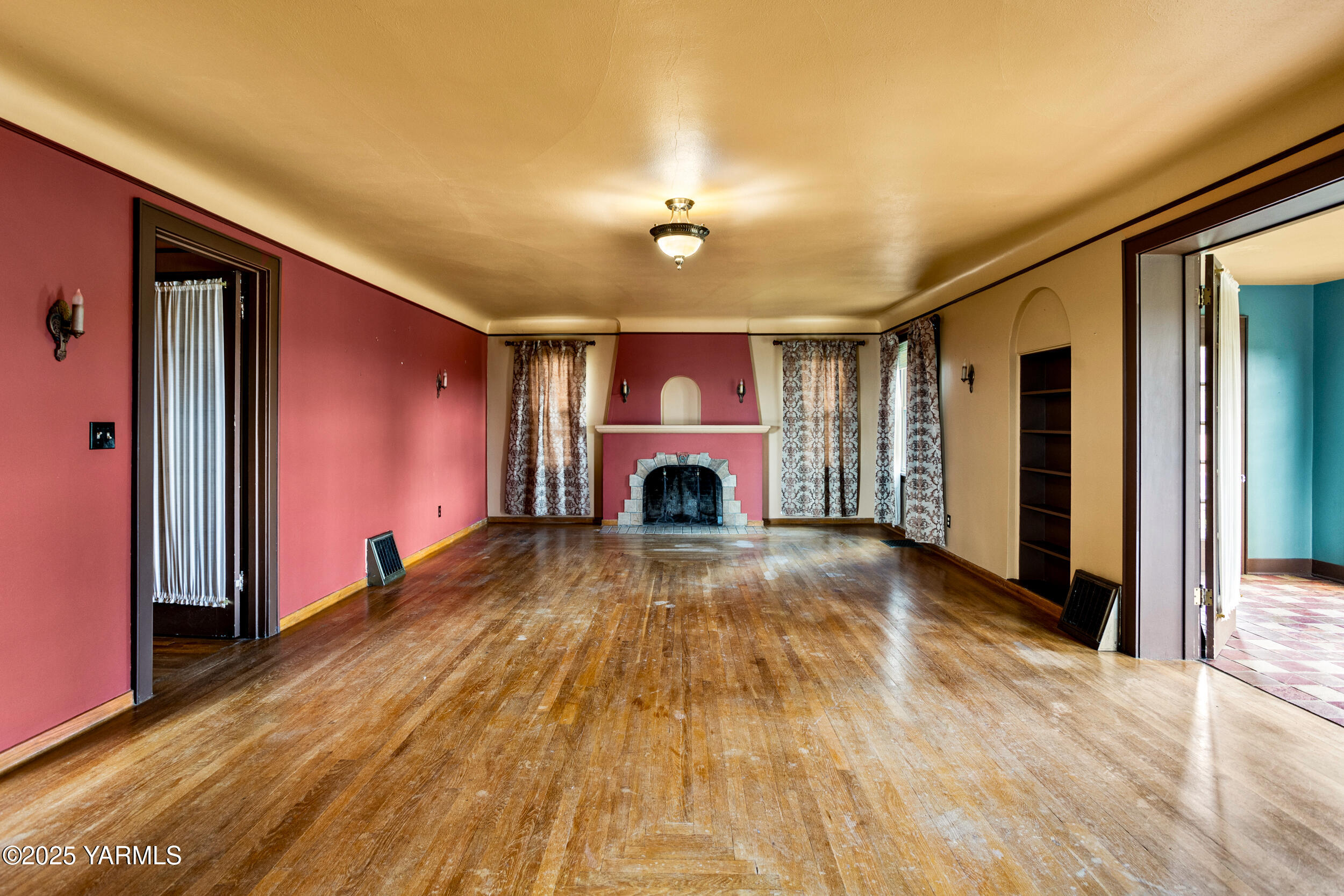 Zillah, Washington 98953, United States, 3 Bedrooms Bedrooms, ,2 BathroomsBathrooms,Residential,Active,91716