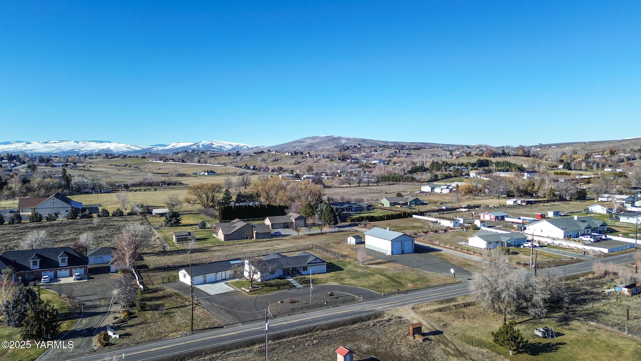 Yakima, Washington 98908, United States, 4 Bedrooms Bedrooms, ,3 BathroomsBathrooms,Residential,Contingent,12825