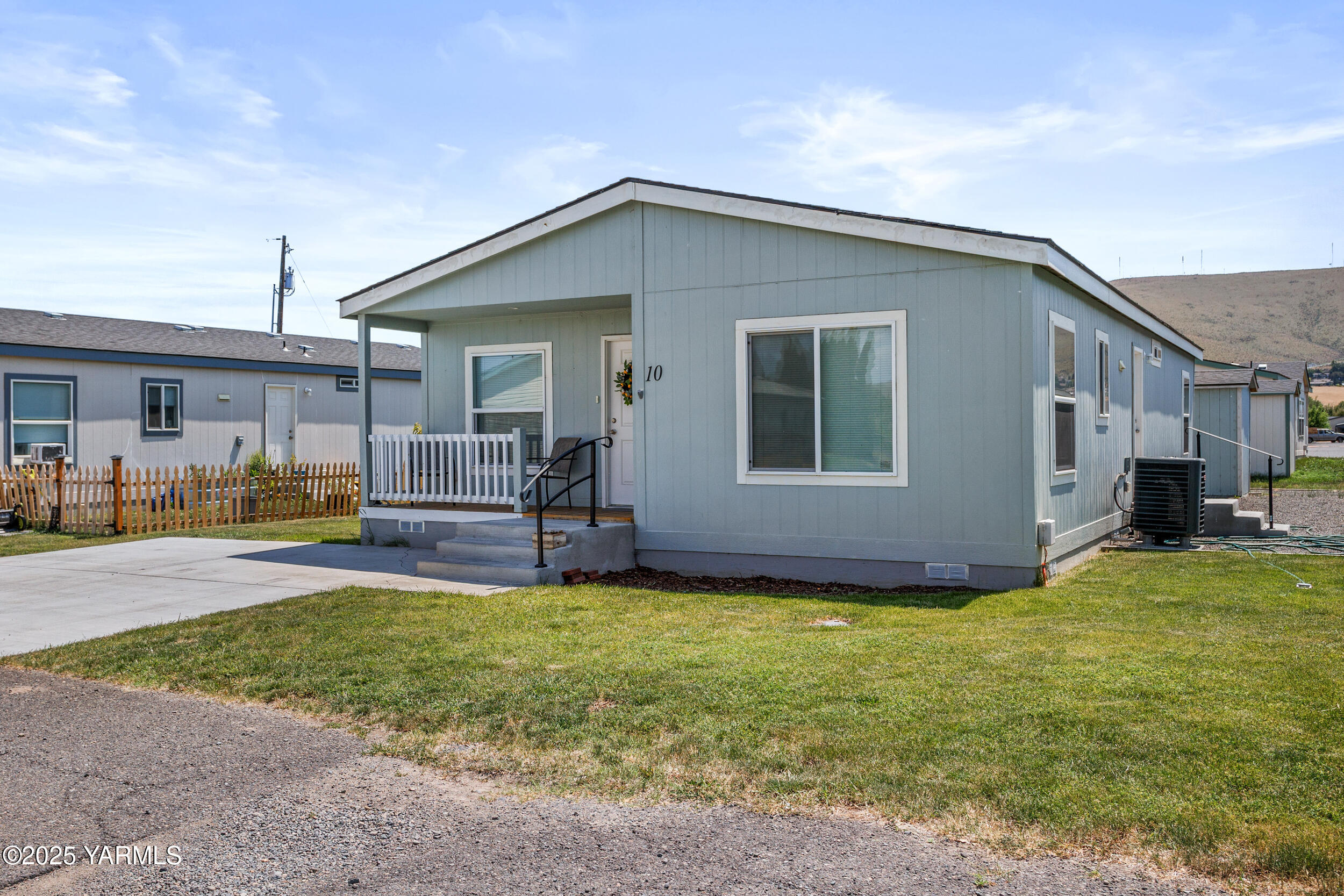 Union Gap, Washington 98903, United States, 3 Bedrooms Bedrooms, ,2 BathroomsBathrooms,Residential,Active,146297