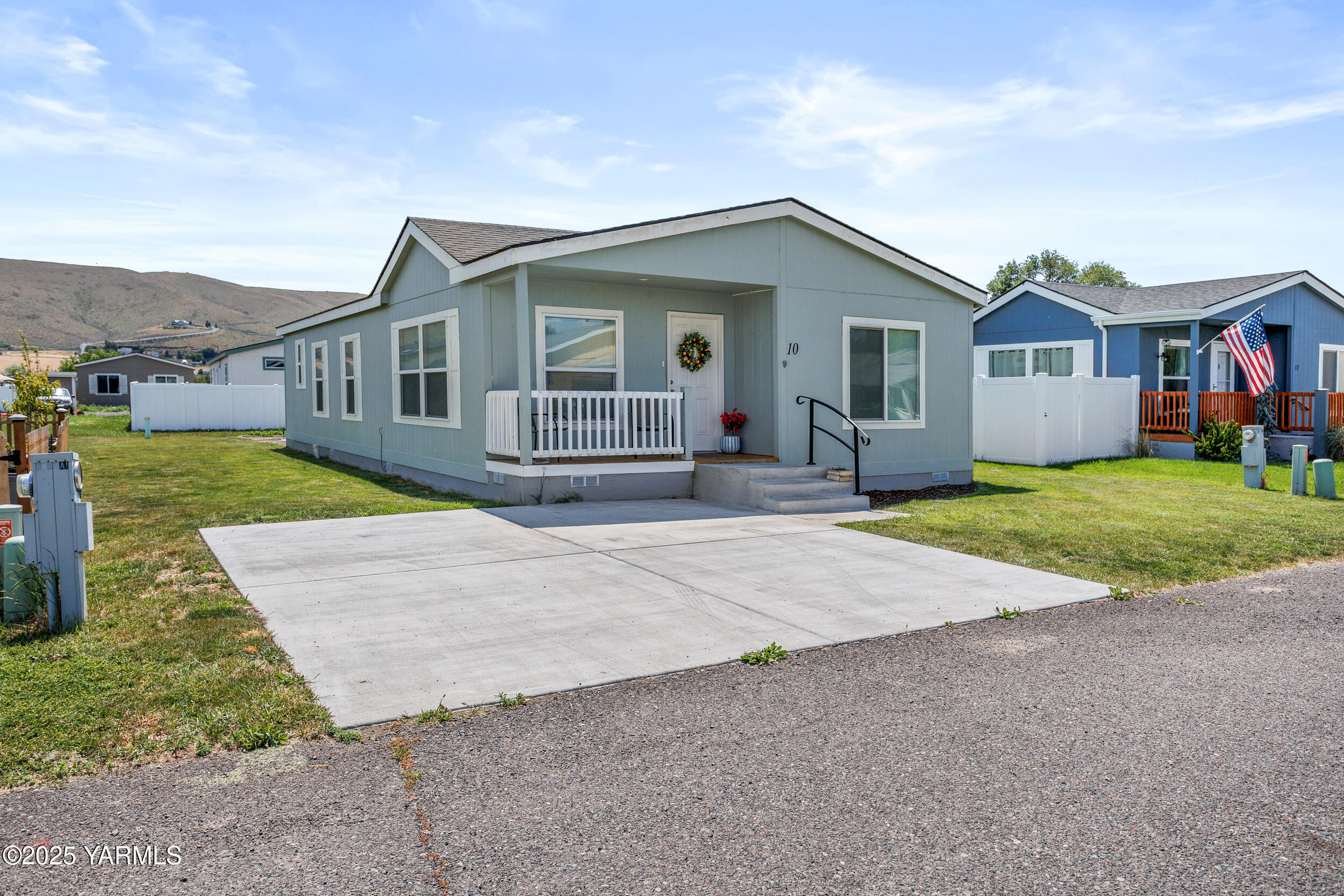 Union Gap, Washington 98903, United States, 3 Bedrooms Bedrooms, ,2 BathroomsBathrooms,Residential,Active,146297