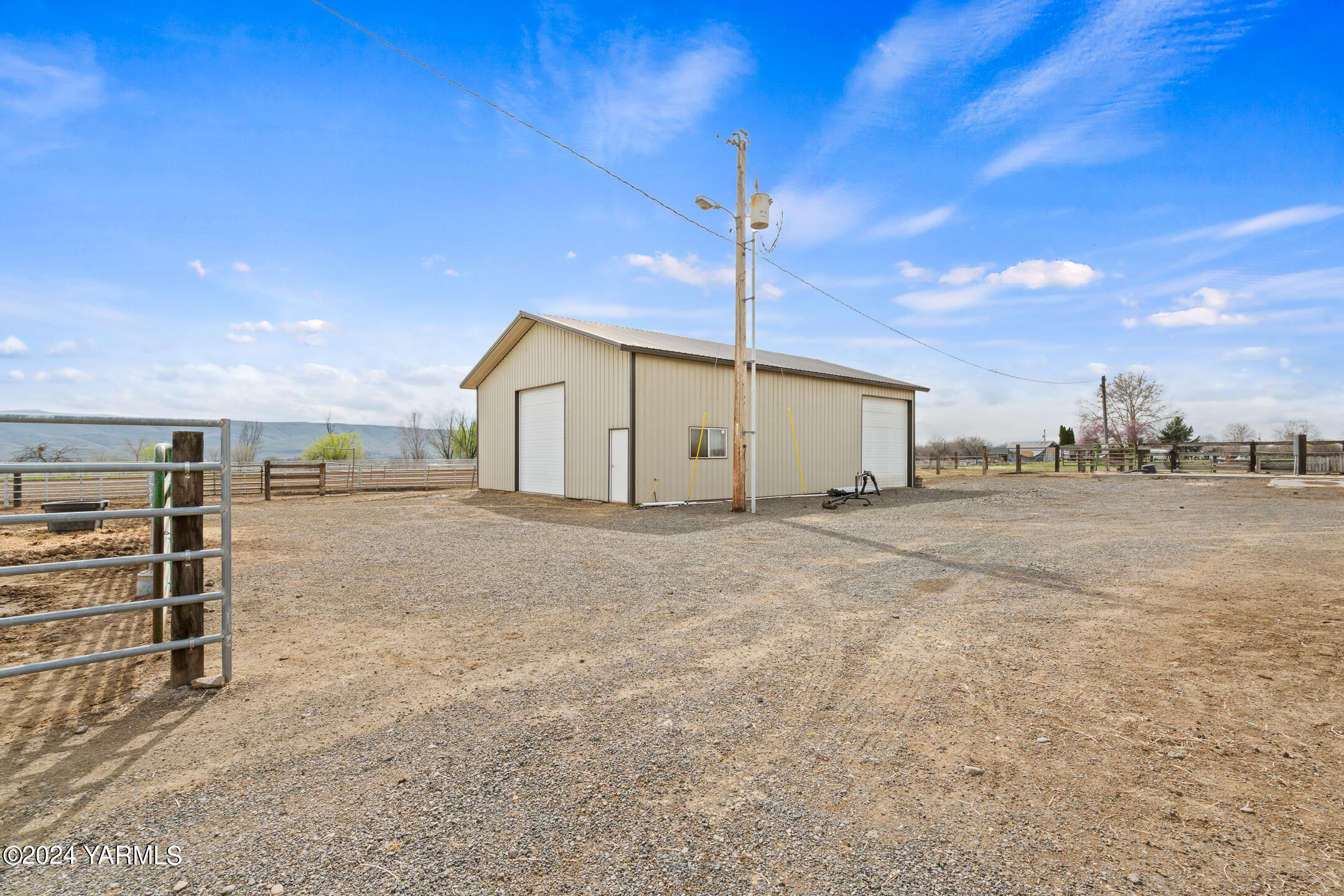 Prosser, Washington 99350, United States, 4 Bedrooms Bedrooms, ,2 BathroomsBathrooms,Residential,Active,61943