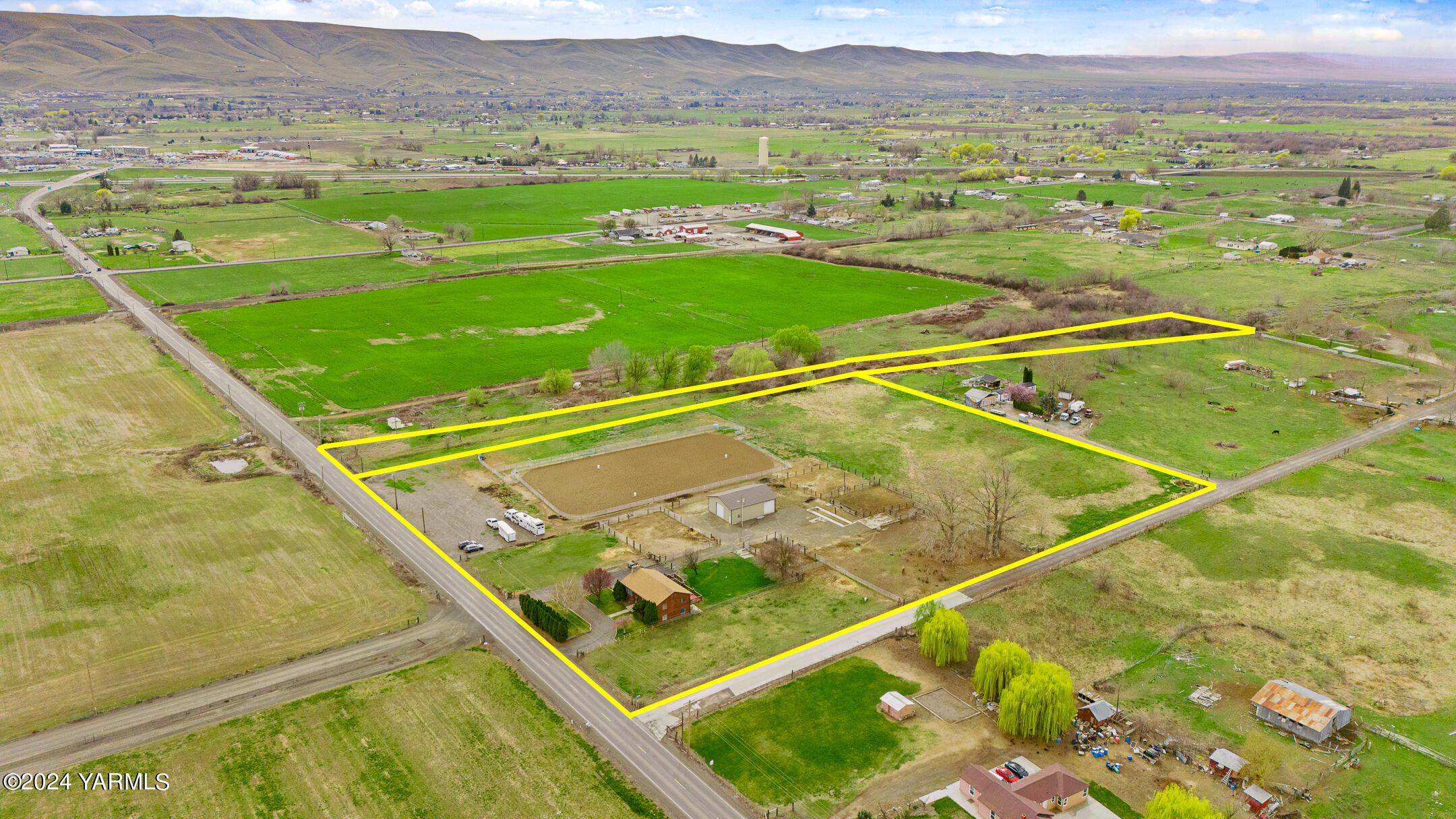 Prosser, Washington 99350, United States, 4 Bedrooms Bedrooms, ,2 BathroomsBathrooms,Residential,Active,61943