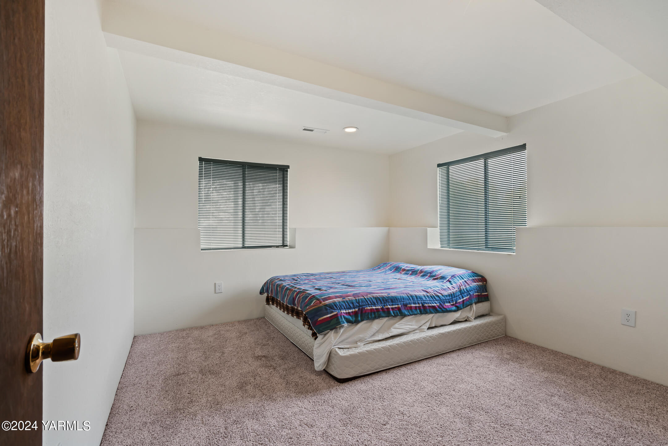 Prosser, Washington 99350, United States, 4 Bedrooms Bedrooms, ,2 BathroomsBathrooms,Residential,Active,61943