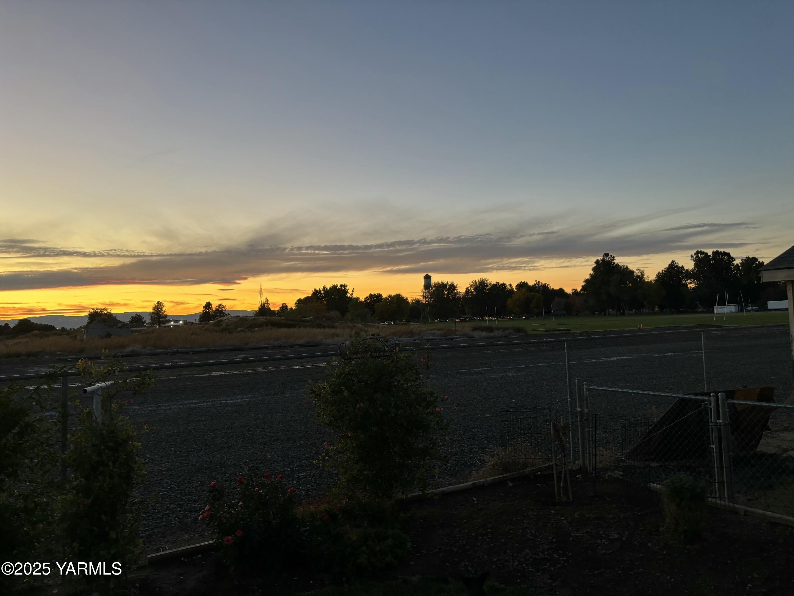 Union Gap, Washington 98903, United States, 3 Bedrooms Bedrooms, ,2 BathroomsBathrooms,Residential,Active,232627