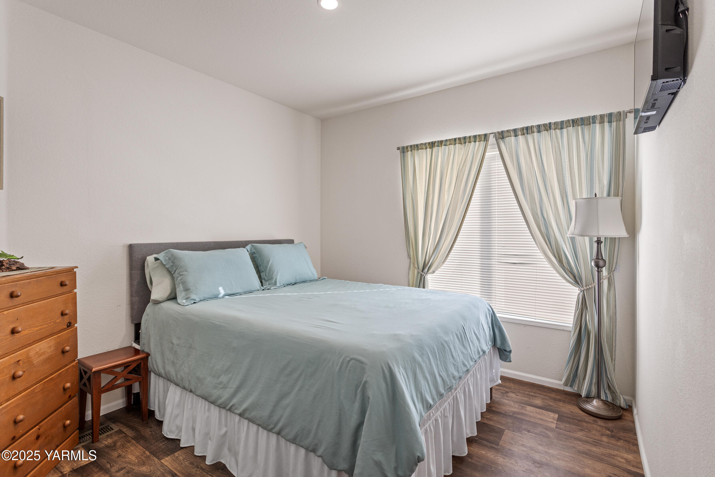 Union Gap, Washington 98903, United States, 3 Bedrooms Bedrooms, ,2 BathroomsBathrooms,Residential,Active,232627