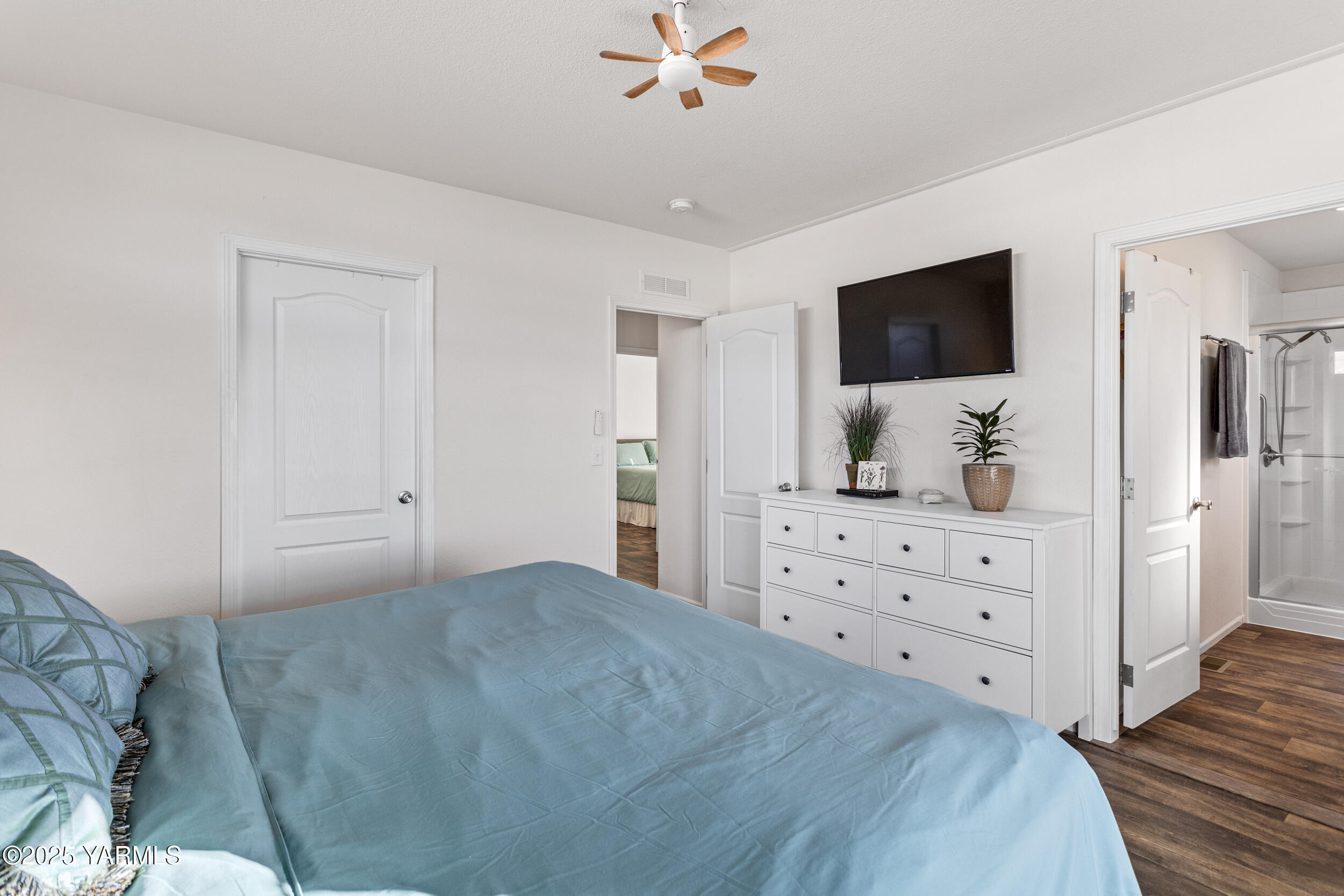 Union Gap, Washington 98903, United States, 3 Bedrooms Bedrooms, ,2 BathroomsBathrooms,Residential,Active,232627